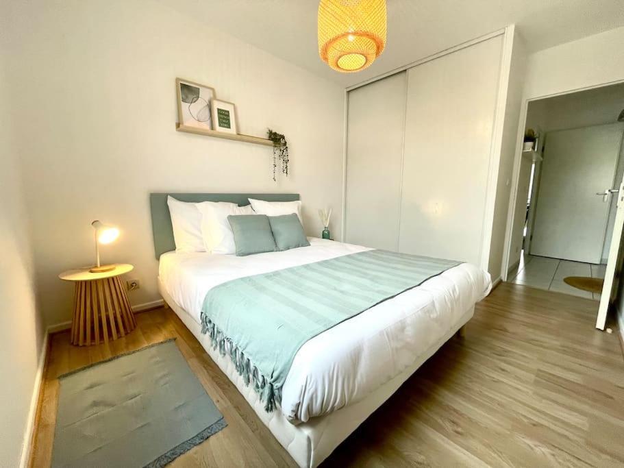 Le Central - Confort Et Calme Au Centre-Ville - Lits Queen Size 沃尔斯河畔的贝勒加德 外观 照片